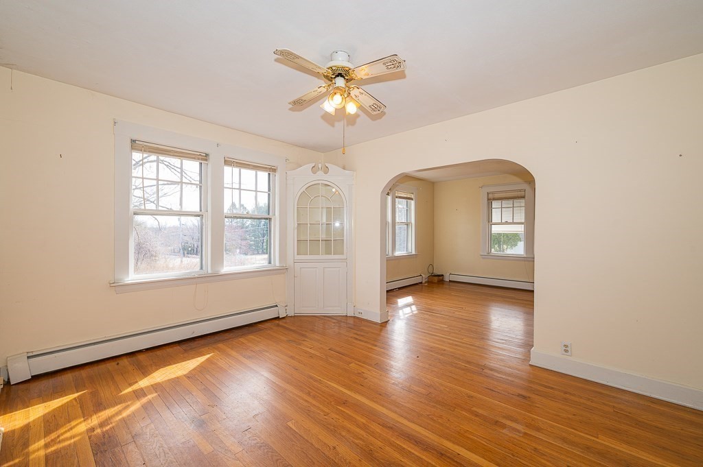 223 Whitins Road Sutton, MA 01590 - Photo 9 of 30