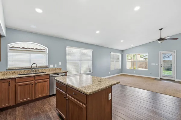 $2,500 | 9625 West Runion Drive, Peoria, AZ 85382