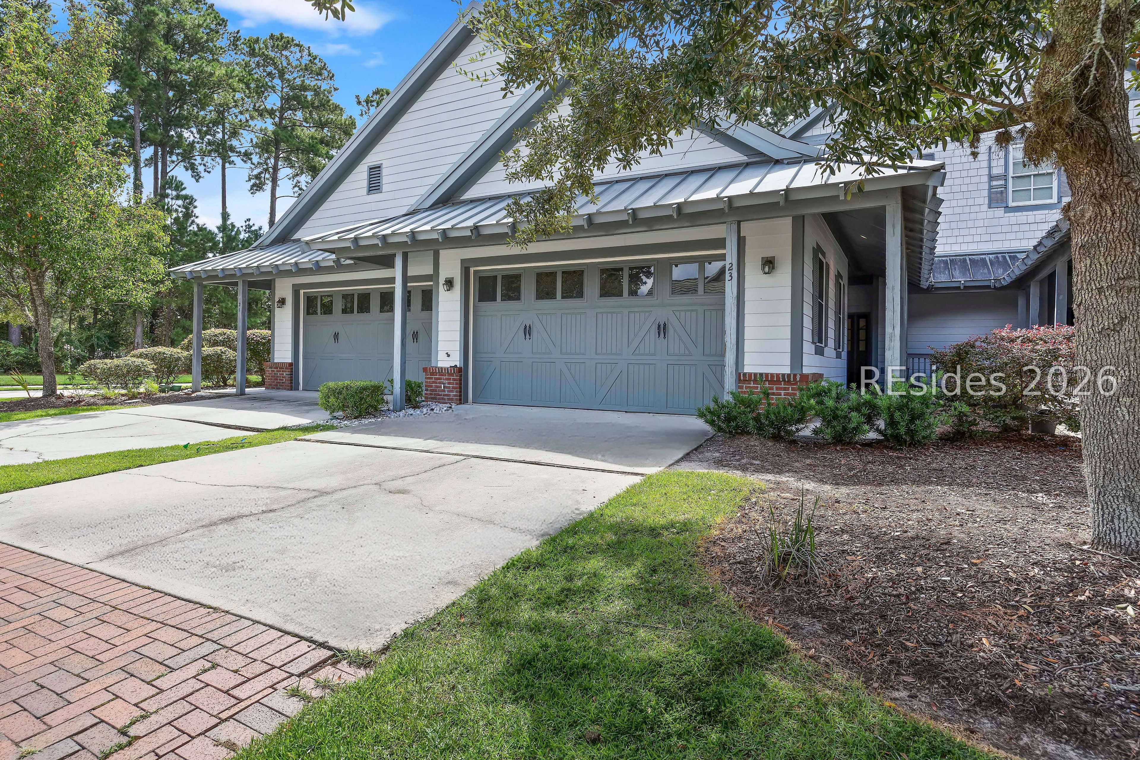 23 Augustine Road Bluffton, SC 29910 - Photo 3 of 53 Gallery Image 3