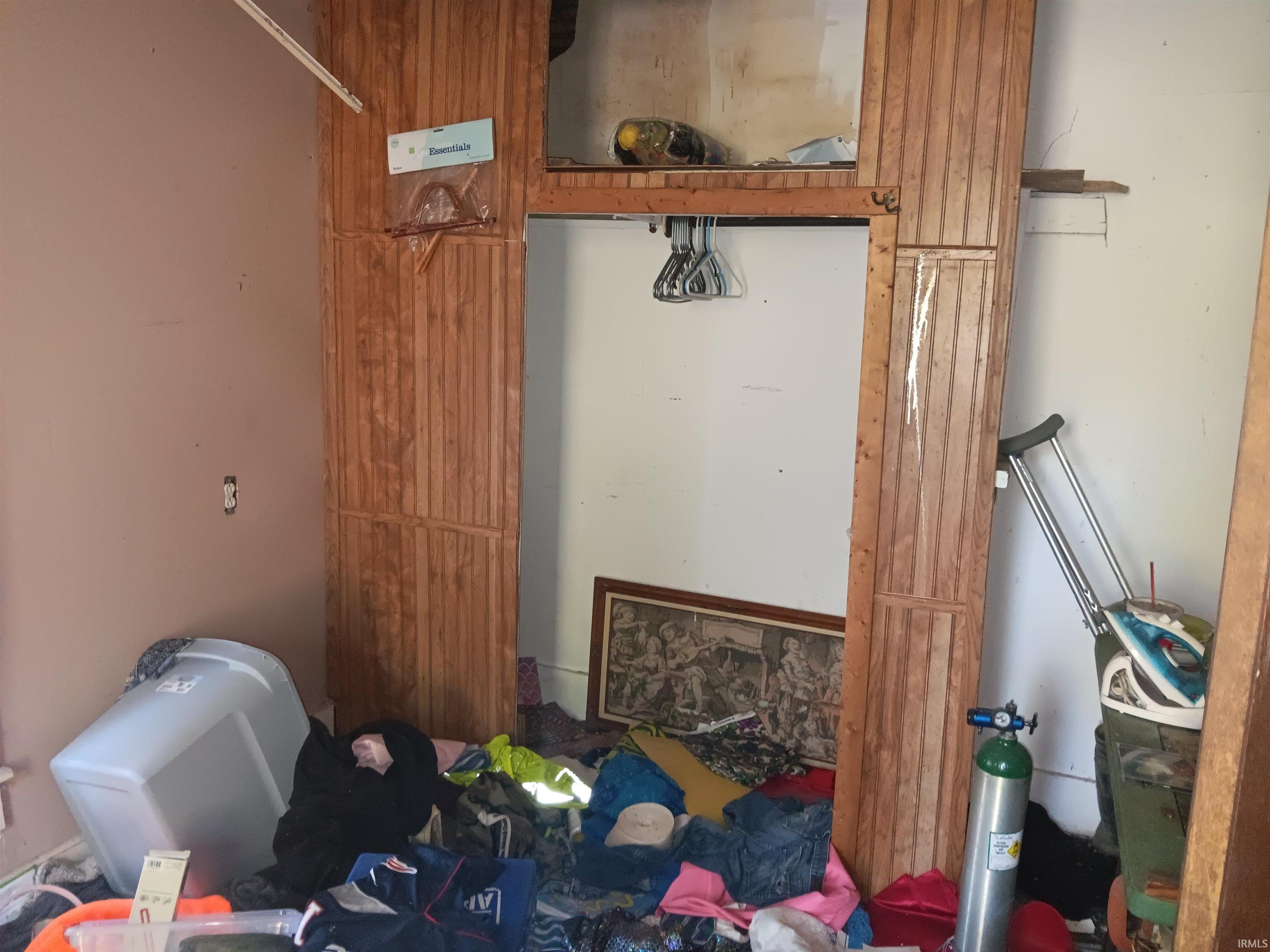 305 Giltner Street Oaktown, IN 47561 - Photo 13 of 20