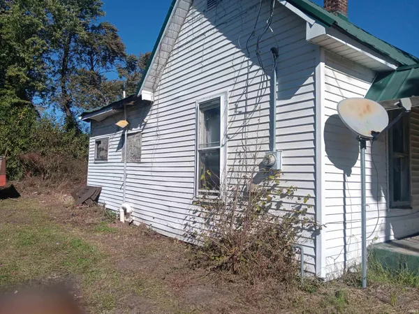 $29,900 | 305 Giltner Street, Oaktown, IN 47561