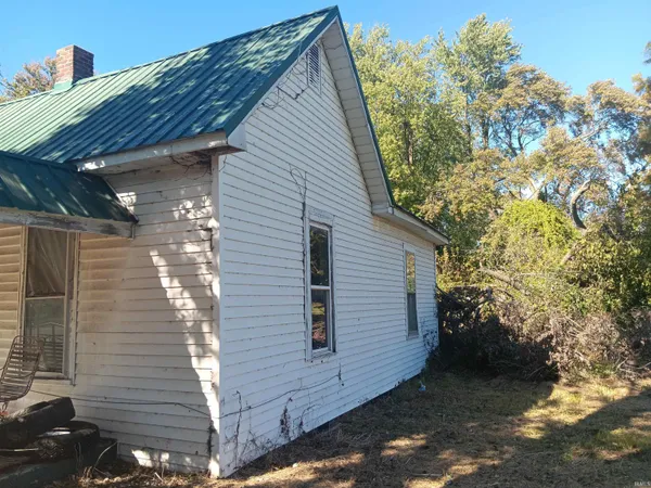 $29,900 | 305 Giltner Street, Oaktown, IN 47561