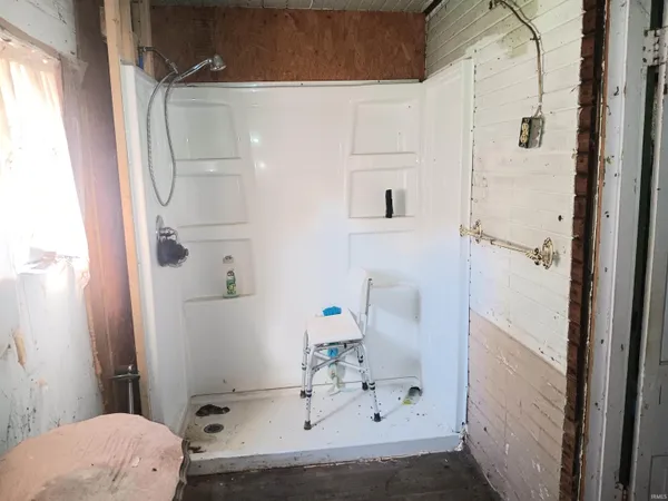 $29,900 | 305 Giltner Street, Oaktown, IN 47561