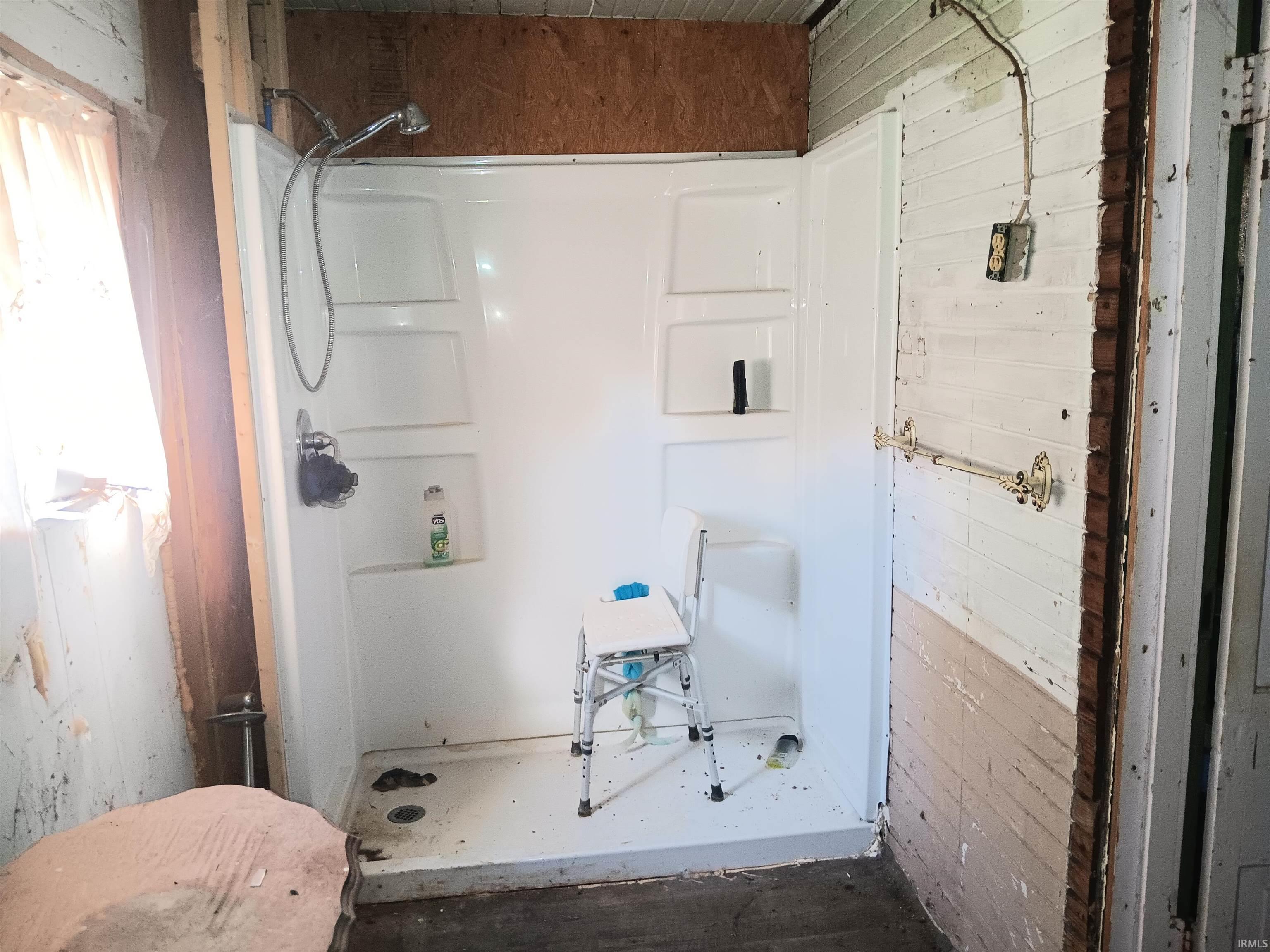 305 Giltner Street Oaktown, IN 47561 - Photo 6 of 20