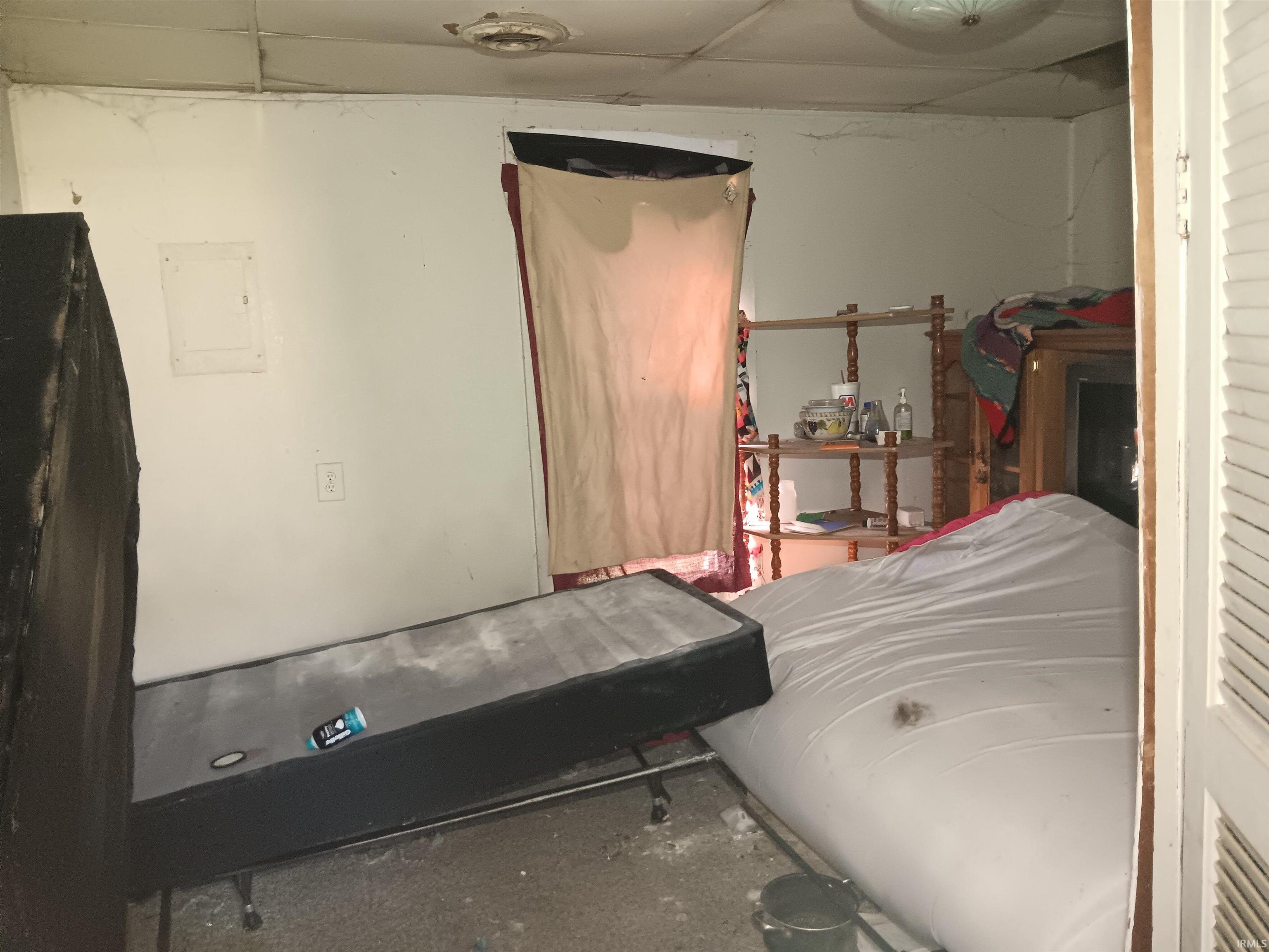 305 Giltner Street Oaktown, IN 47561 - Photo 7 of 20