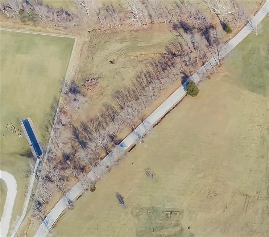 28604 Southeast Ryan Road Blue Springs, MO 64014 - Photo 2 of 3
