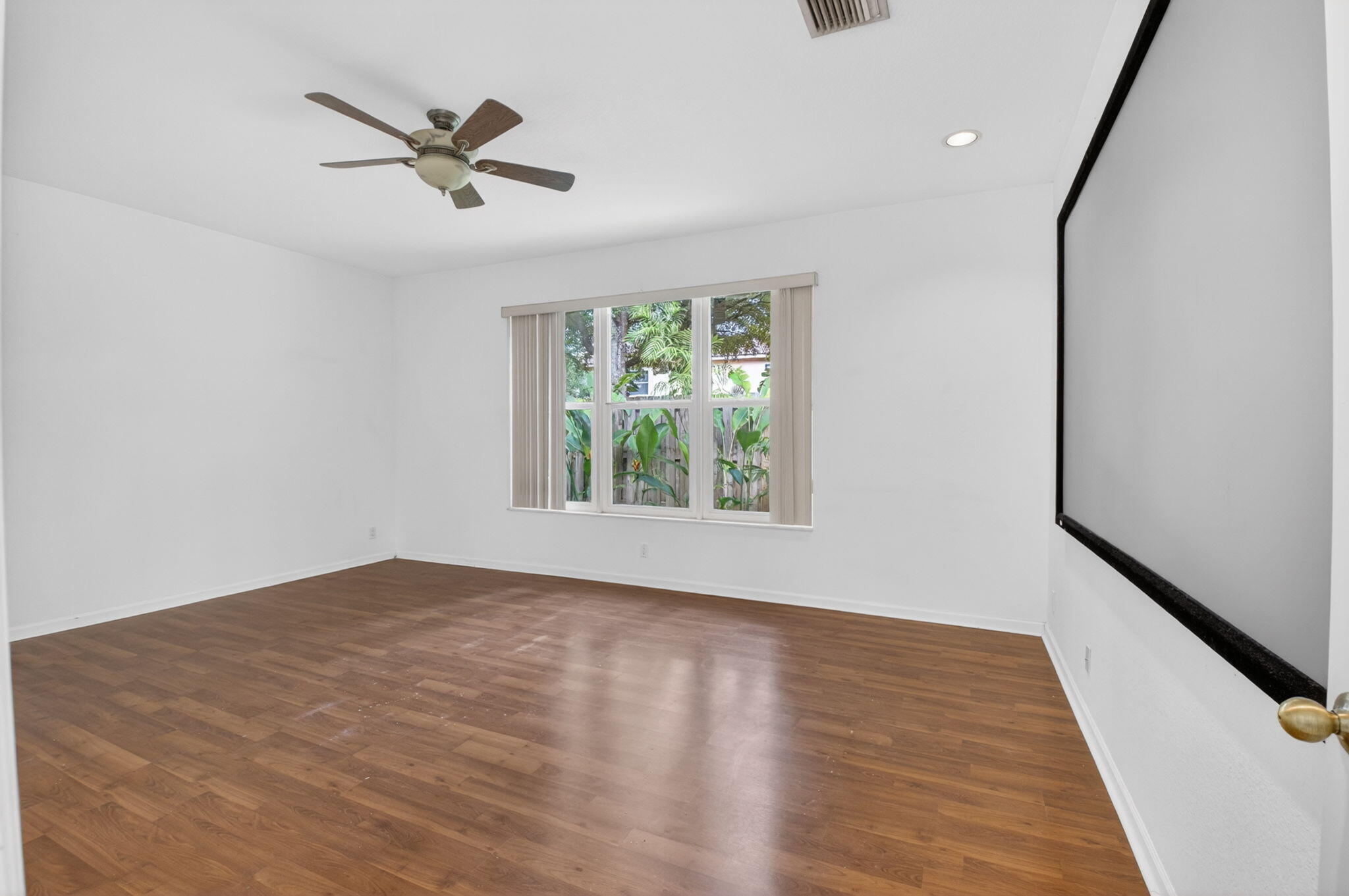 5049 Sancerre Circle Lake Worth, FL 33463 - Photo 25 of 48 28-web-or-mls-DSC_1534