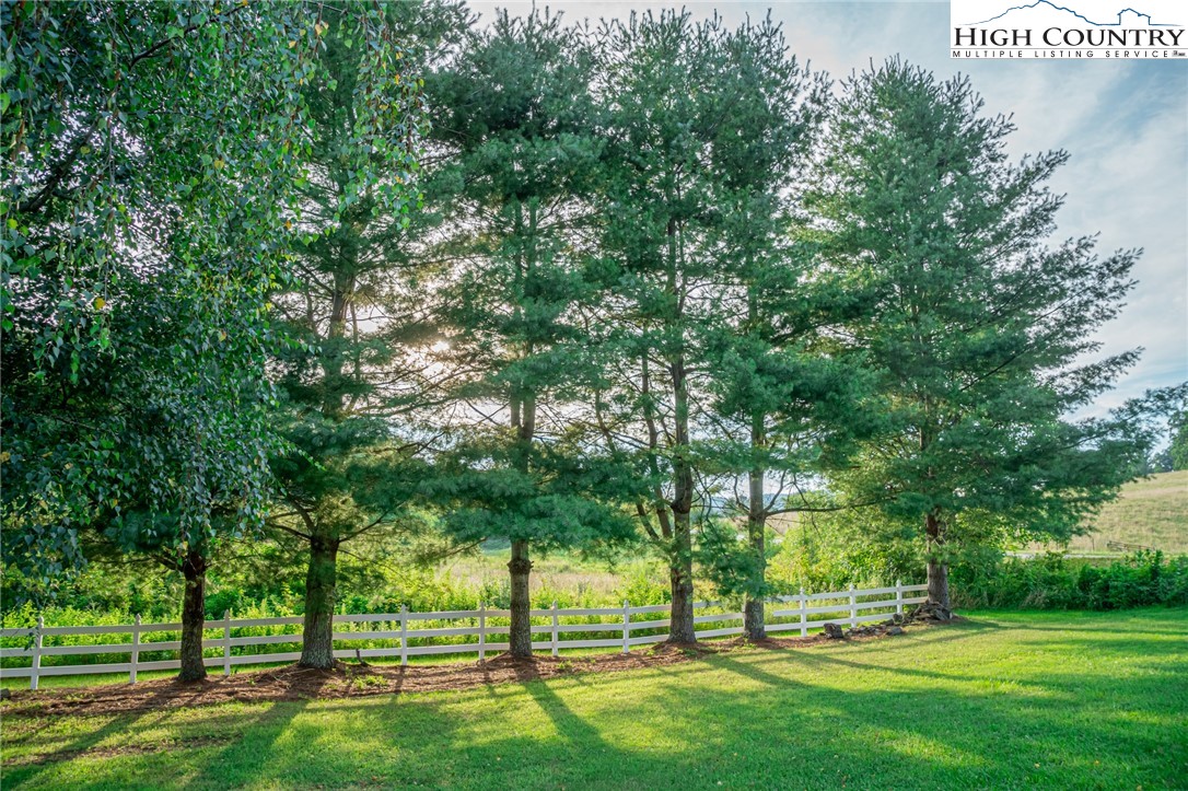 680 J E Gentry Road Crumpler, NC 28617 - Photo 40 of 45 Gallery Image 40