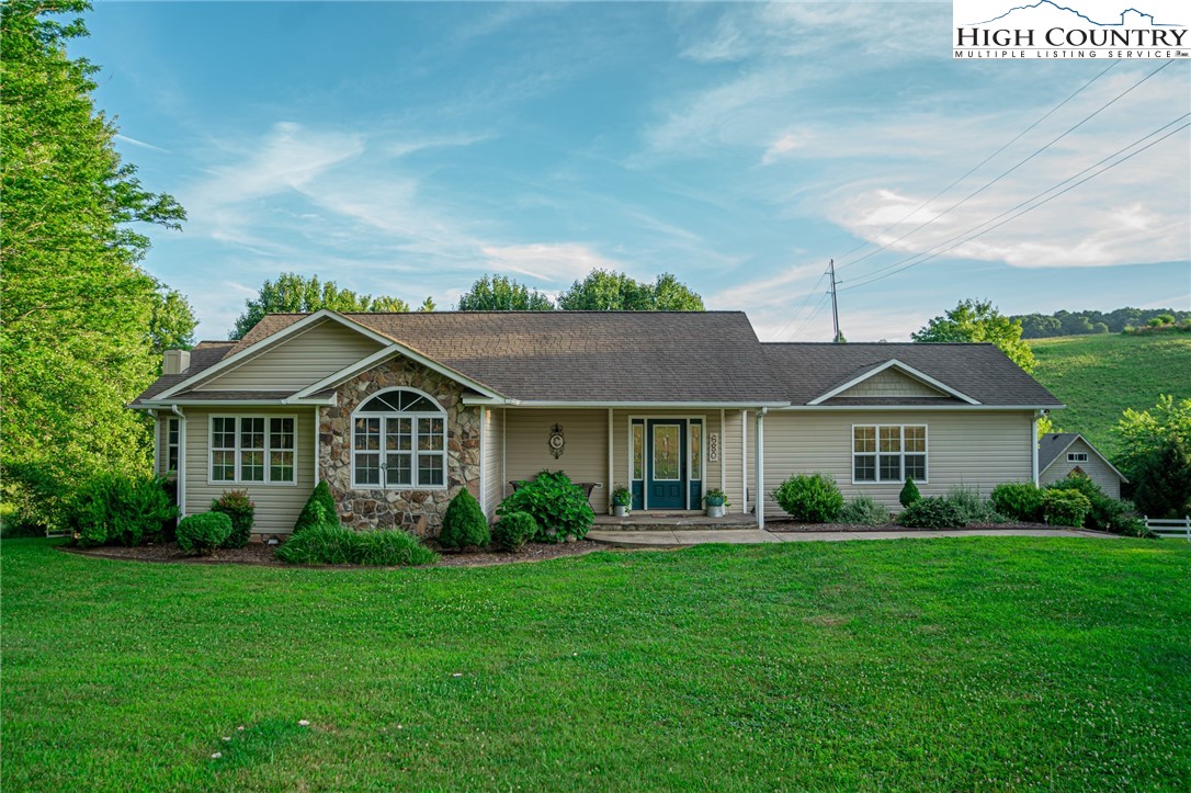 680 J E Gentry Road Crumpler, NC 28617 - Photo 4 of 45 Gallery Image 4