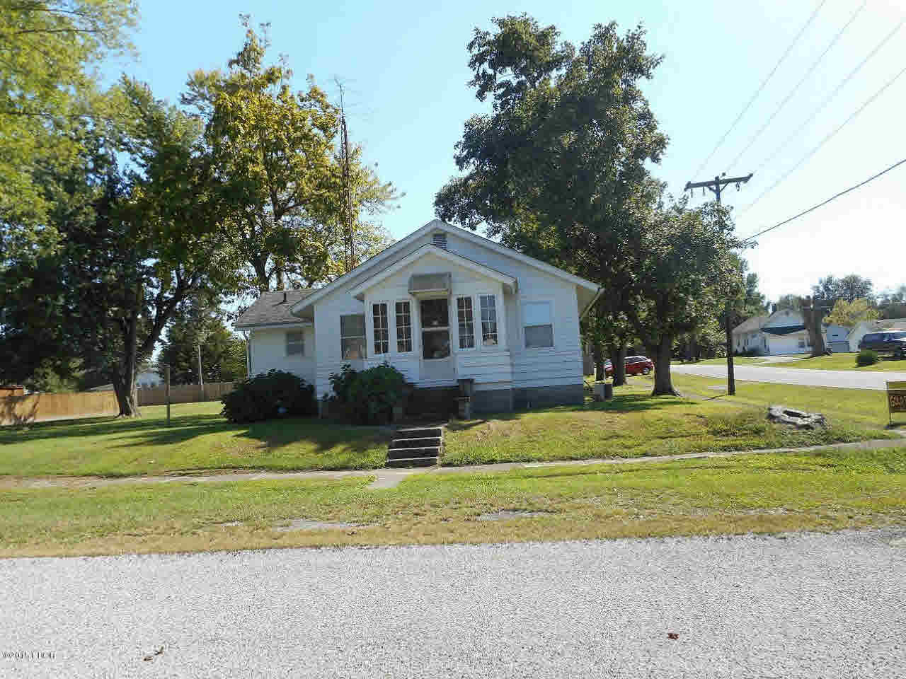 100 East Benedict Valier, IL 62891 - Photo 1 of 16 Gallery Image 1