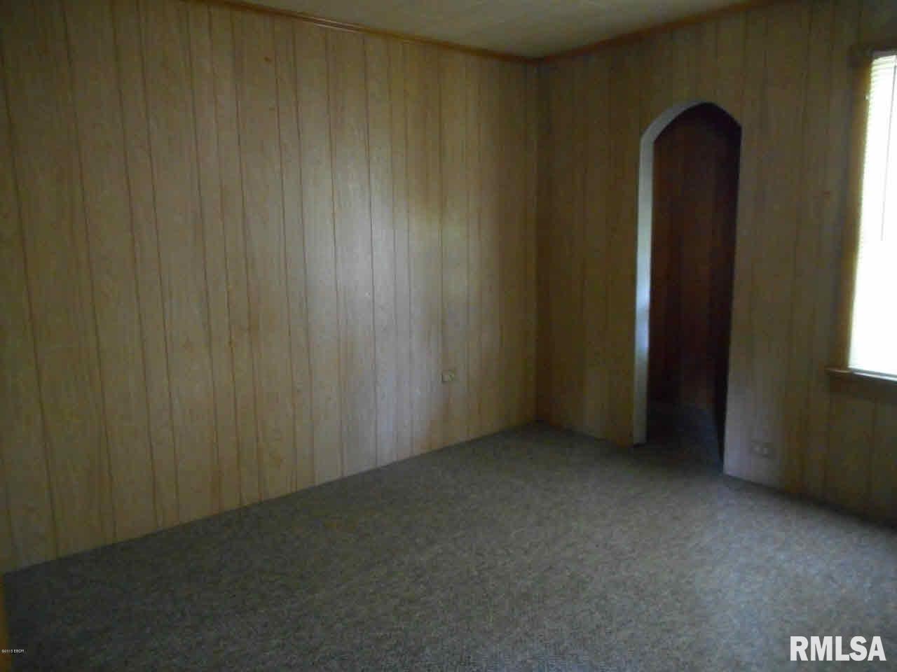 100 East Benedict Valier, IL 62891 - Photo 11 of 16 Gallery Image 11