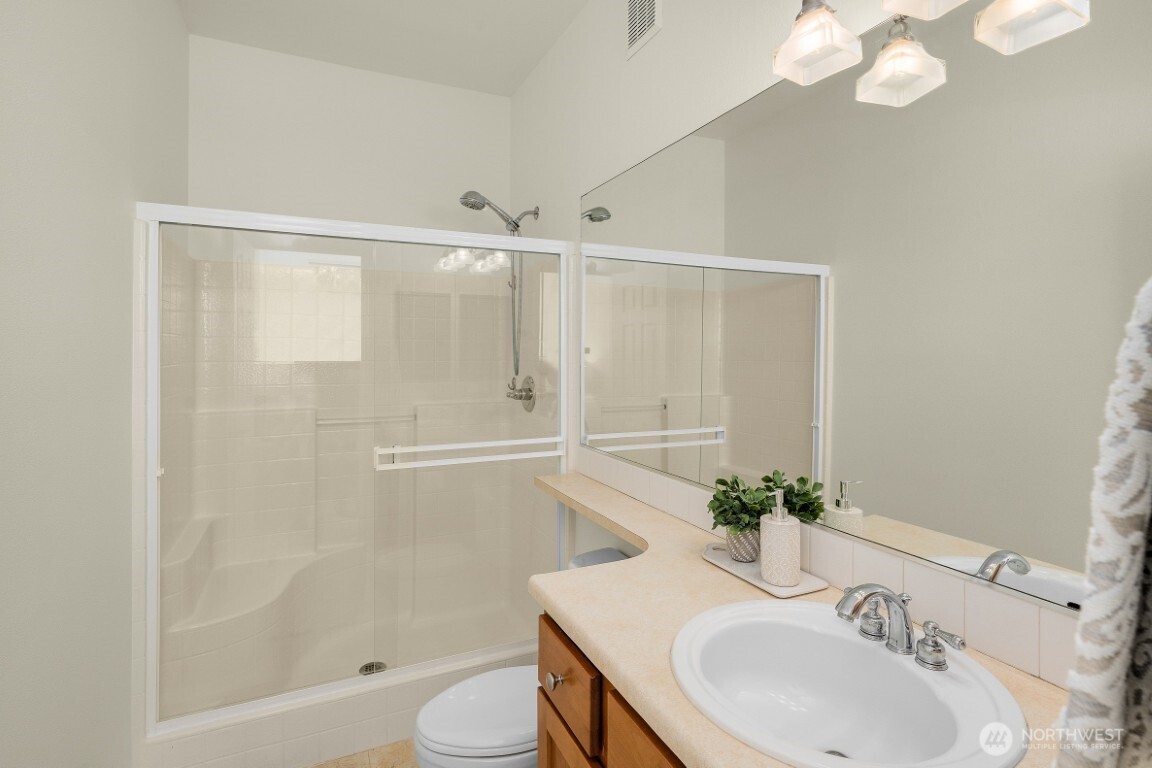 1877 16th Lane Northeast Issaquah, WA 98029 - Photo 20 of 26