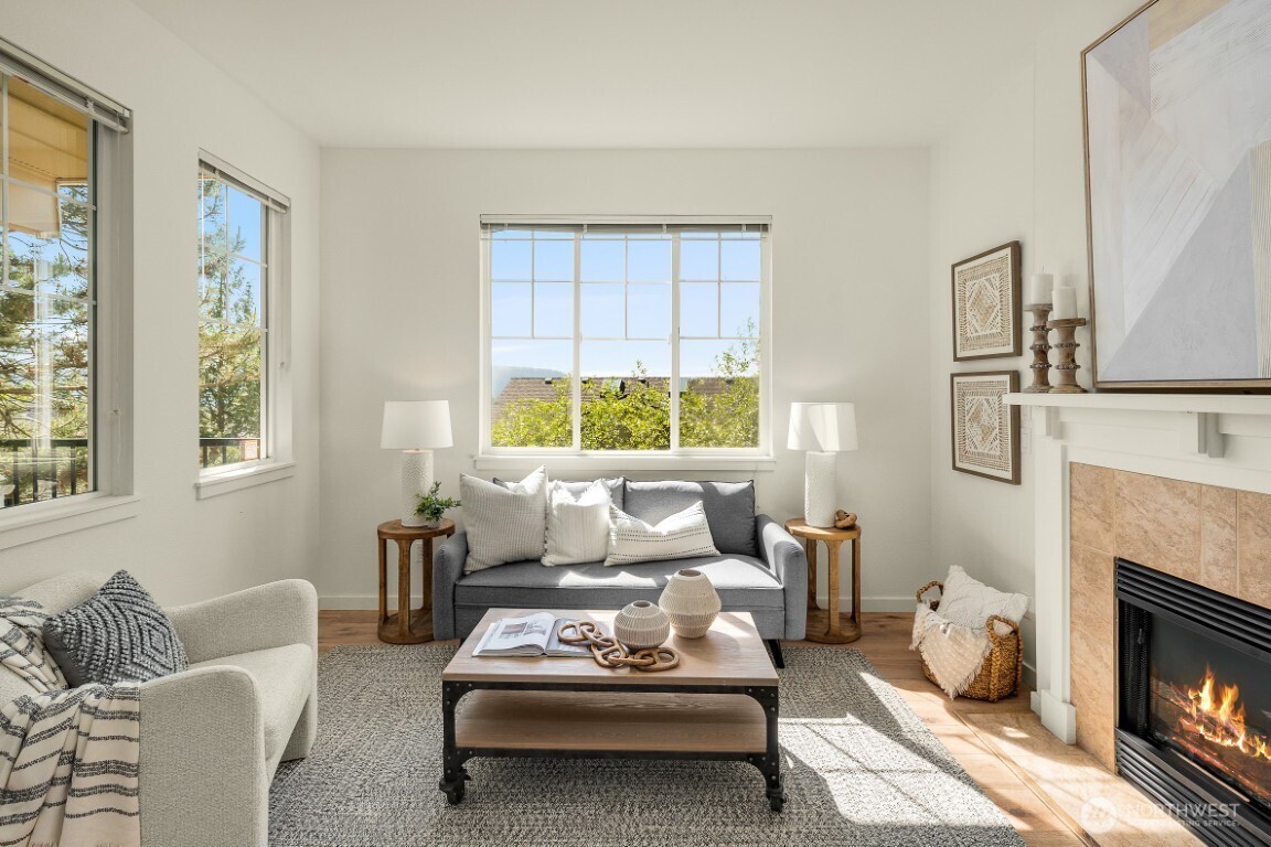 1877 16th Lane Northeast Issaquah, WA 98029 - Photo 5 of 26