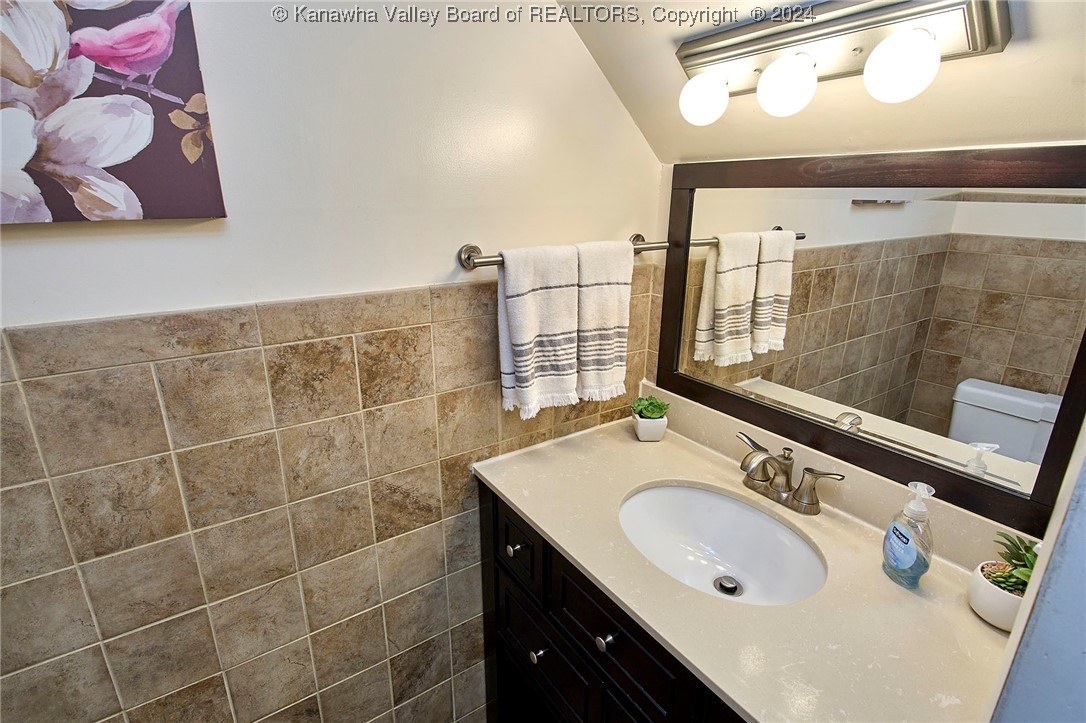 1711 Rolling Hills Road Charleston, WV 25314 - Photo 11 of 41 Gallery Image 11