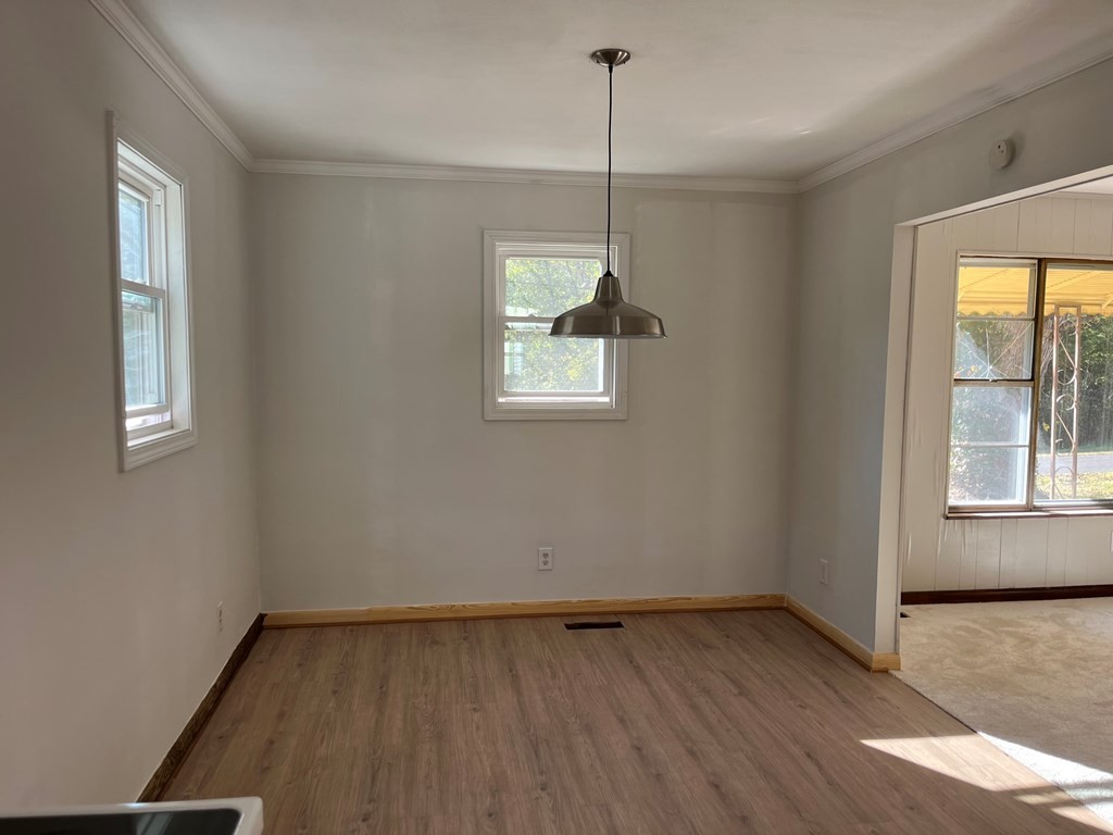 1006 Scarlet Road Newport, TN 37821 - Photo 6 of 29 Gallery Image 6