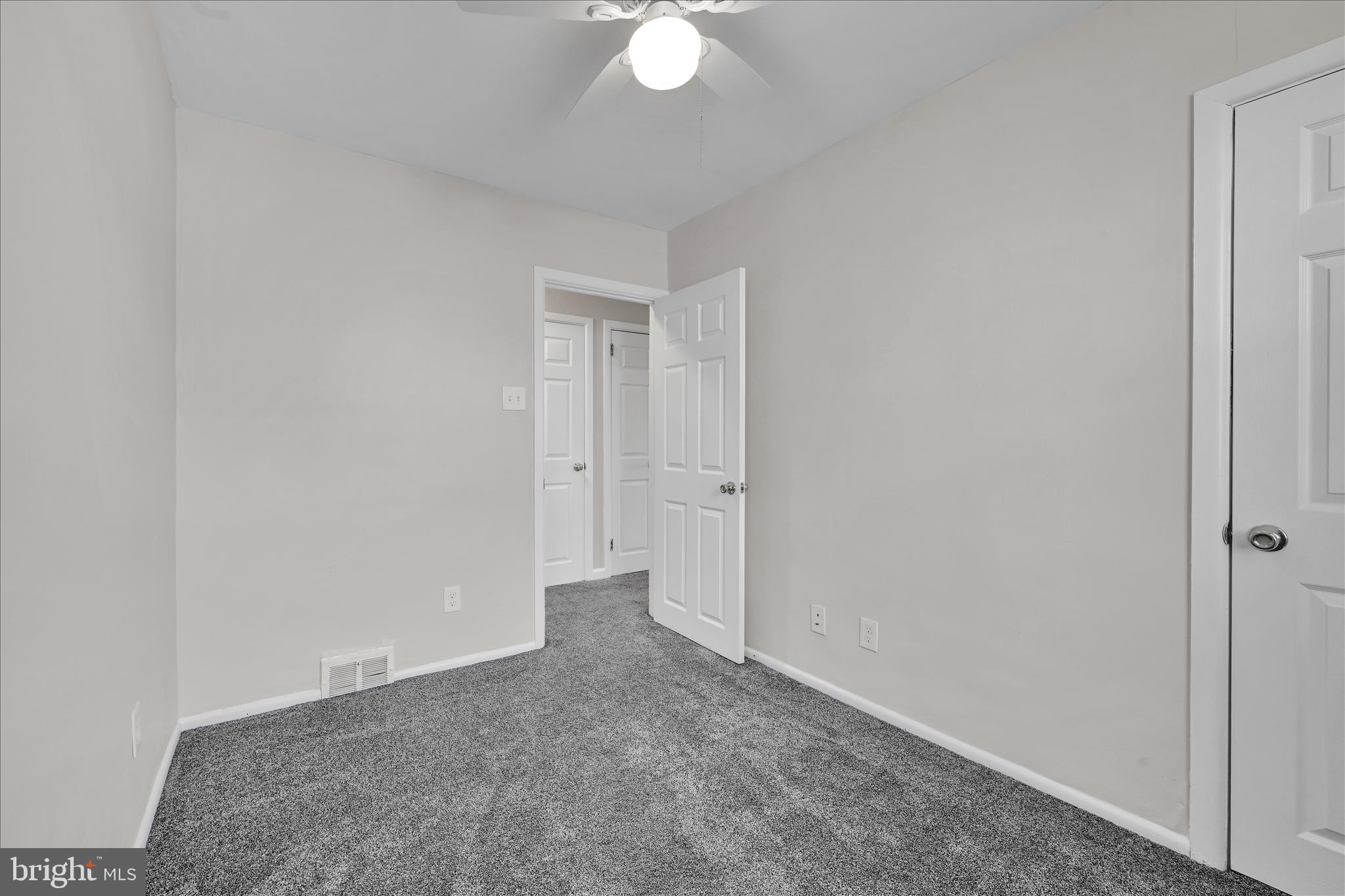 204 Ridley Avenue Folsom, PA 19033 - Photo 17 of 30 a view of an empty room