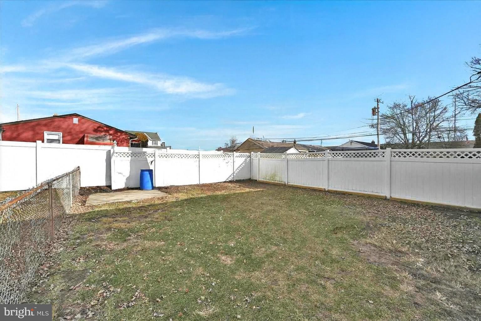 204 Ridley Avenue Folsom, PA 19033 - Photo 26 of 30 a view of a backyard