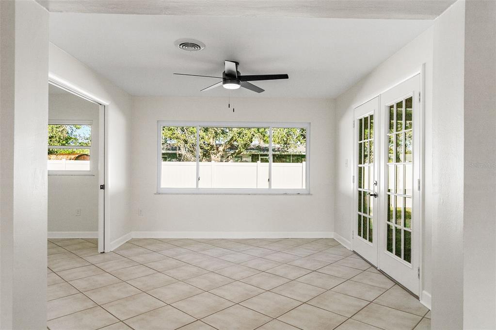 354 Burke Road Venice, FL 34293 - Photo 25 of 34 a view of an empty room and window
