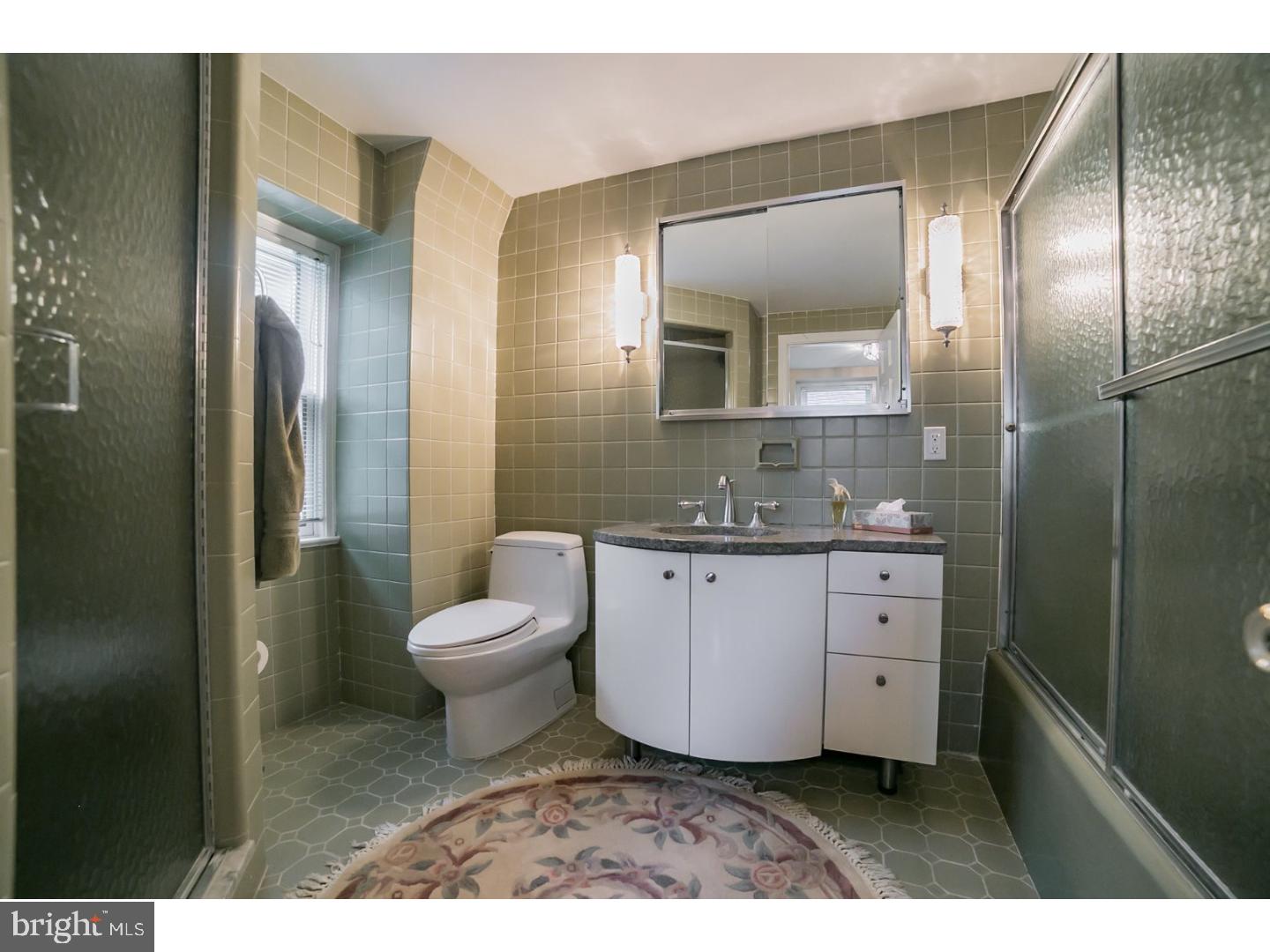 540 Oriole Road Villanova, PA 19085 - Photo 14 of 25 Bathroom