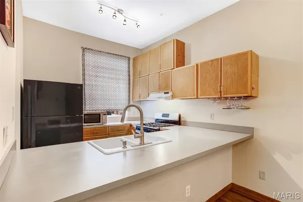 $269,900 | 2234 Hickory Street, St. Louis, MO 63104