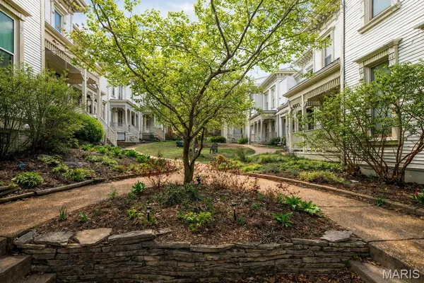 $269,900 | 2234 Hickory Street, St. Louis, MO 63104