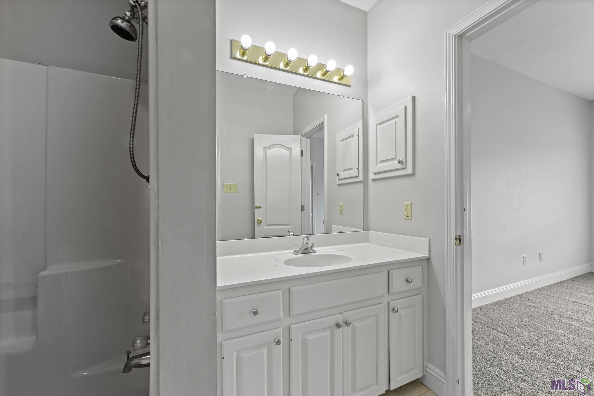 5141 Nicholson Drive, Unit B43 Baton Rouge, LA 70820 - Photo 10 of 15