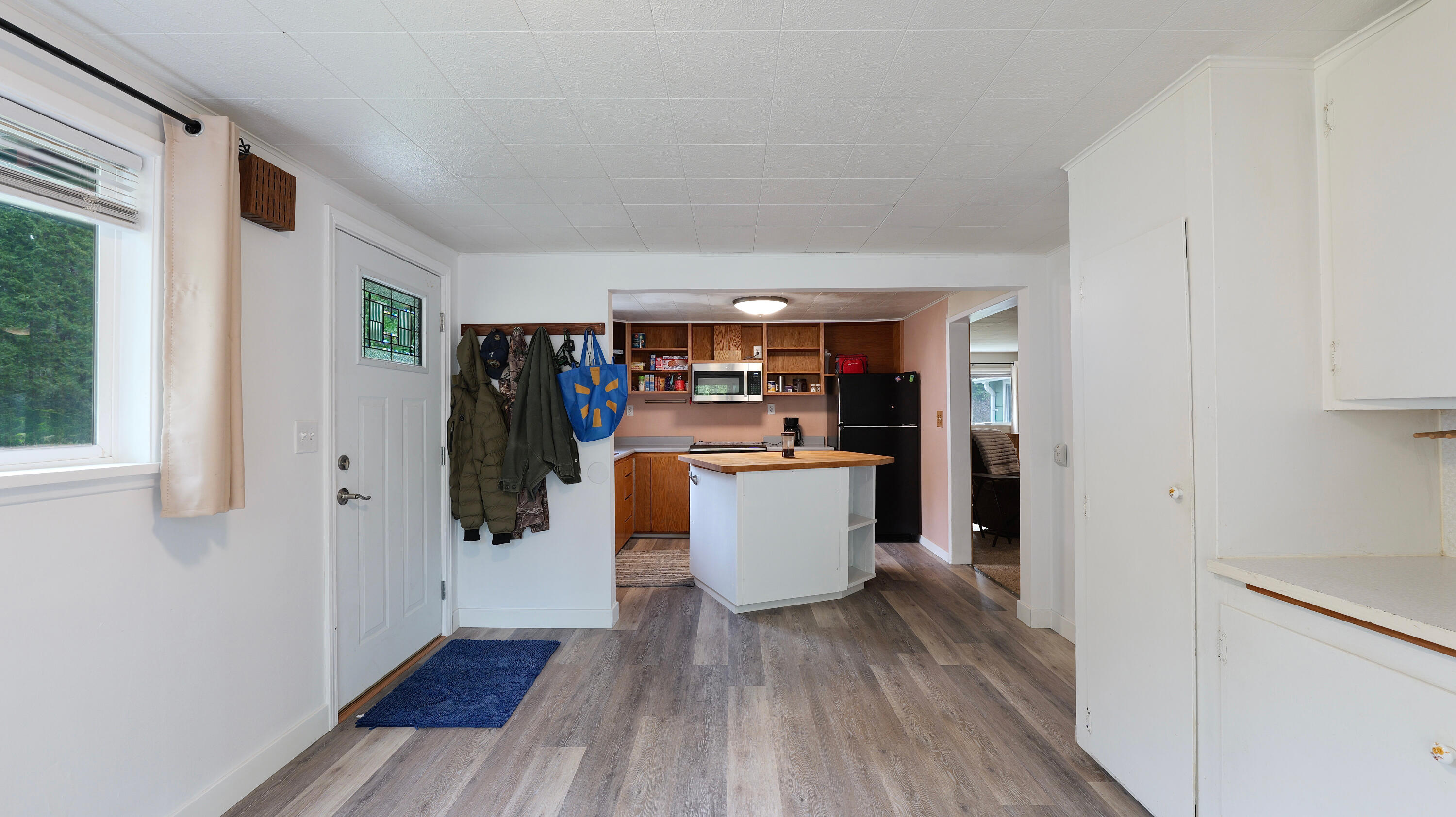 431 Red Blanket Road Prospect, OR 97536 - Photo 10 of 48 This is the kitchen and dining area.