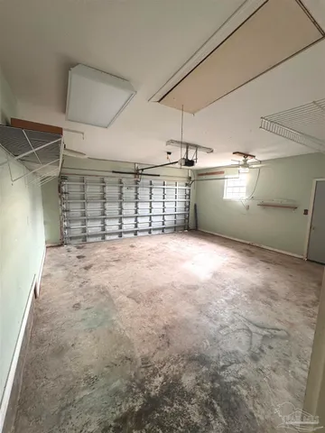 $2,100 | 1783 Village Parkway, Gulf Breeze, FL 32563