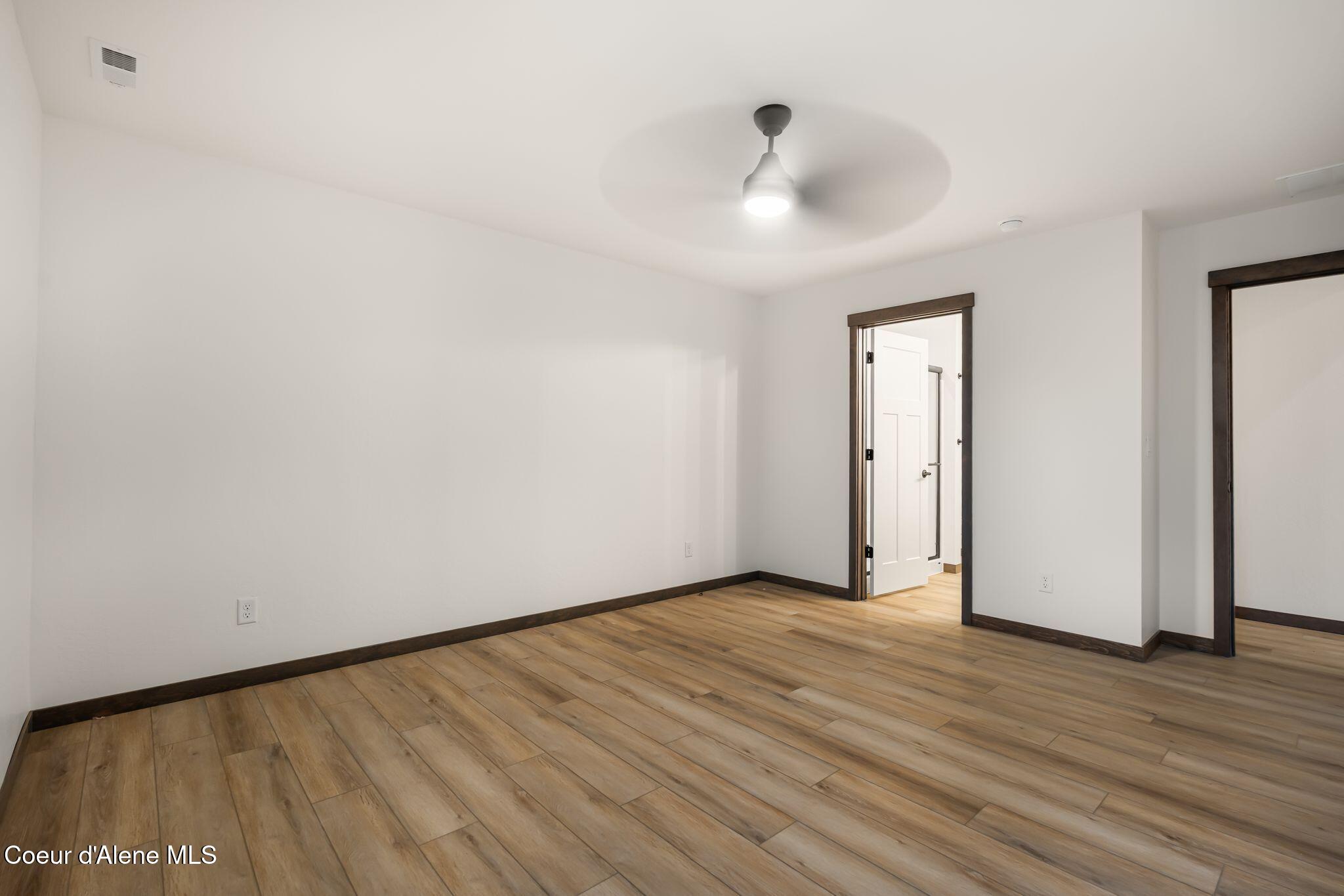 2212 Maverick Court Sandpoint, ID 83864 - Photo 21 of 31 21_A7408353