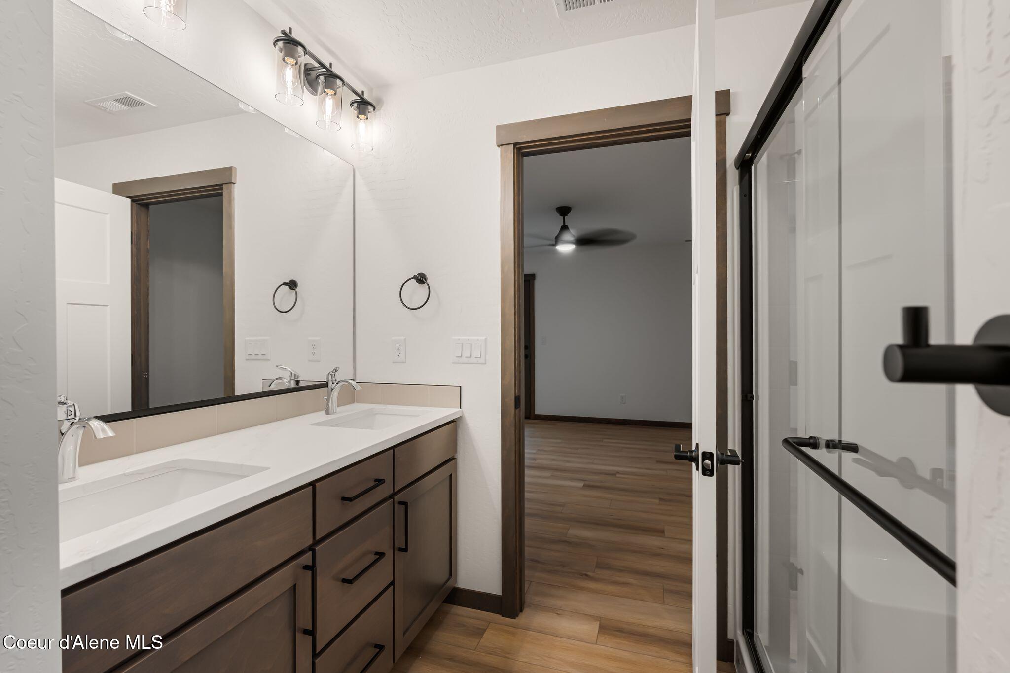 2212 Maverick Court Sandpoint, ID 83864 - Photo 23 of 31 23_A7408368