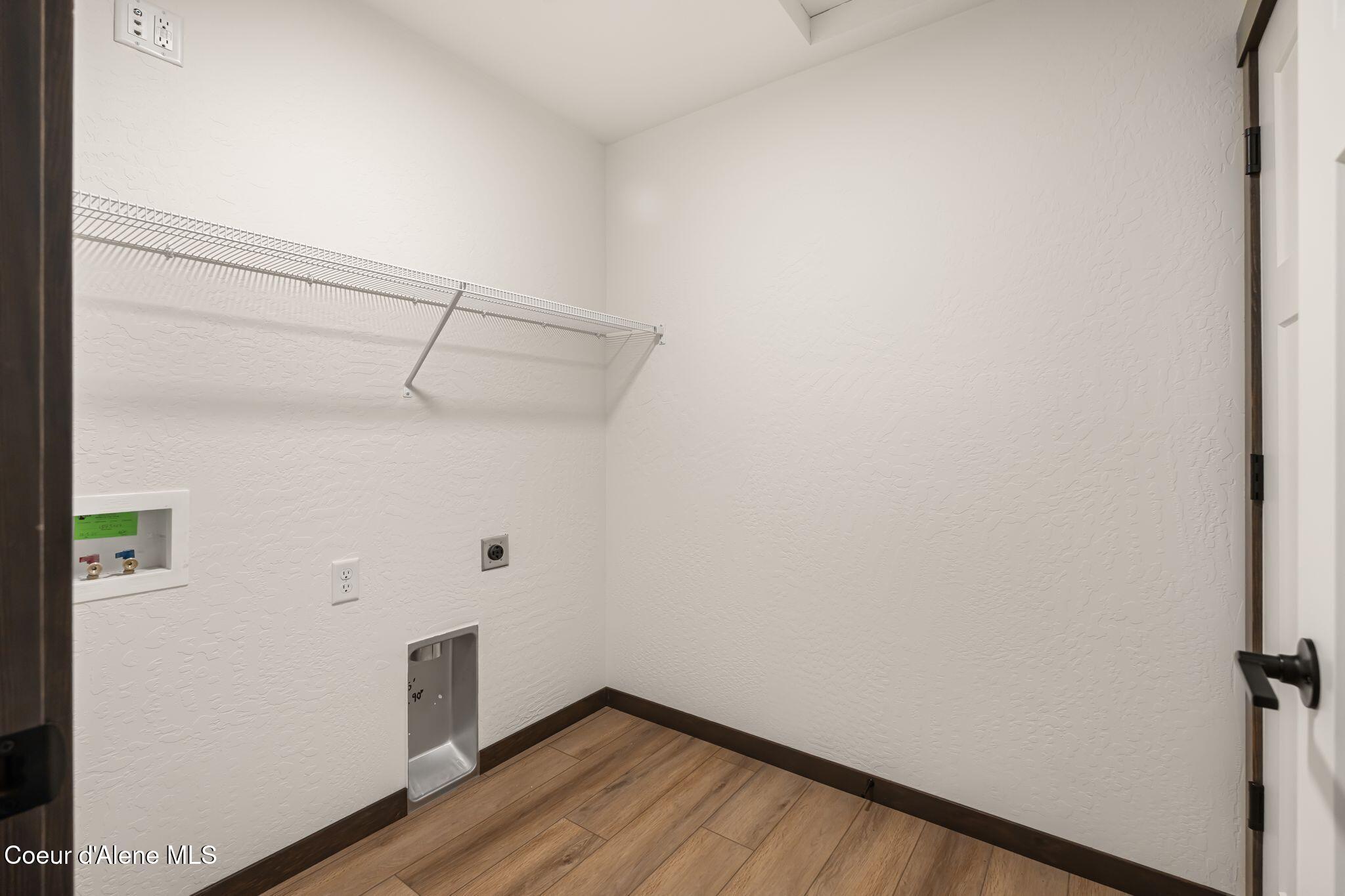 2212 Maverick Court Sandpoint, ID 83864 - Photo 25 of 31 25_A7408378