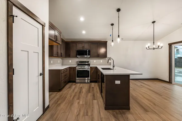 $569,000 | 2212 Maverick Court, Sandpoint, ID 83864