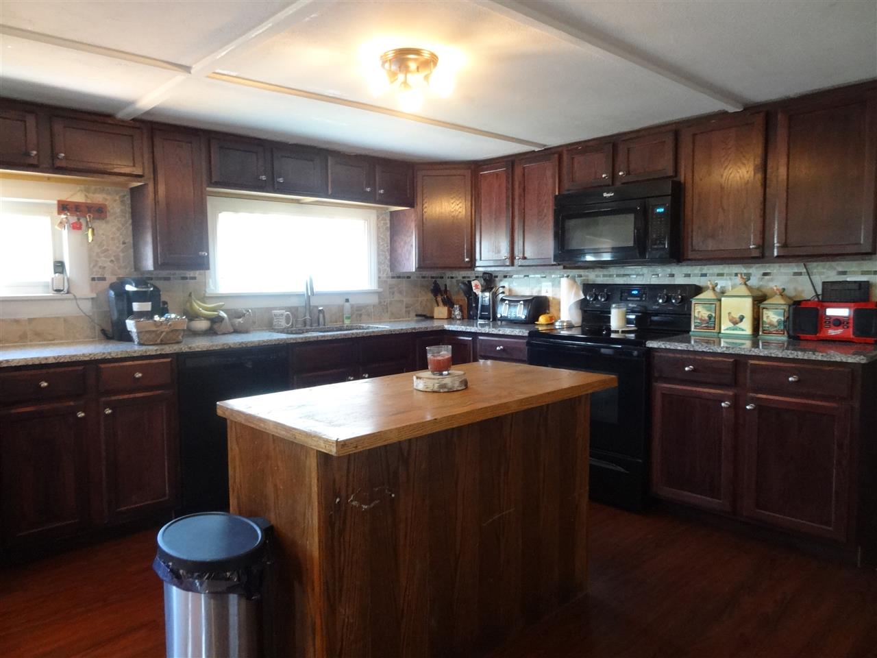 228 Sewalls Falls Road Concord, NH 03301 - Photo 6 of 33