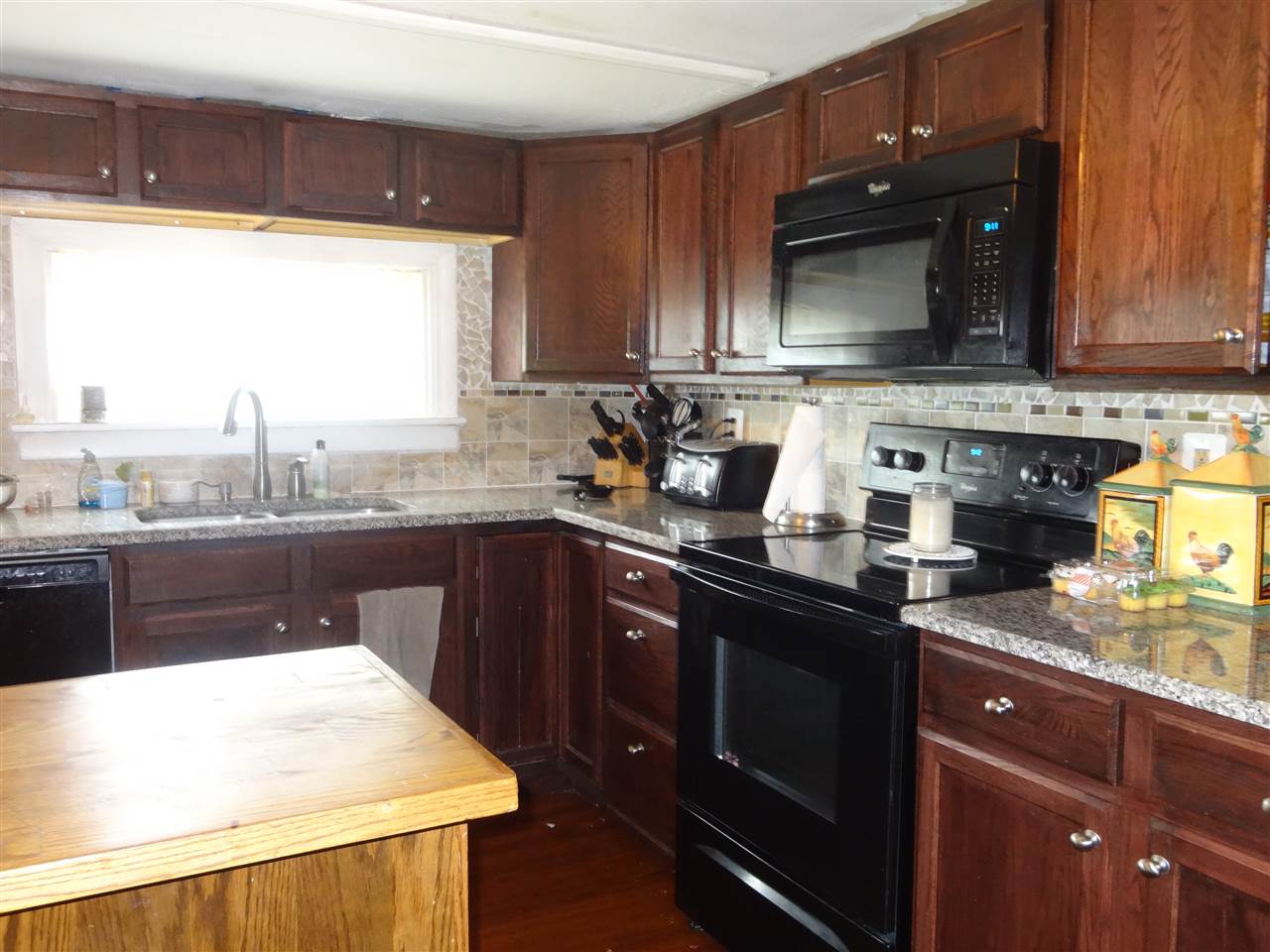 228 Sewalls Falls Road Concord, NH 03301 - Photo 7 of 33