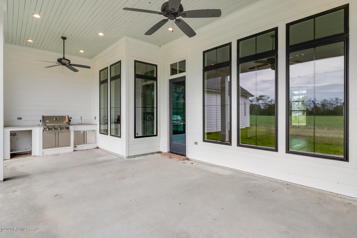 204 Ridgecroft Drive Carencro, LA 70520 - Photo 24 of 29 204 Ridgecroft-7