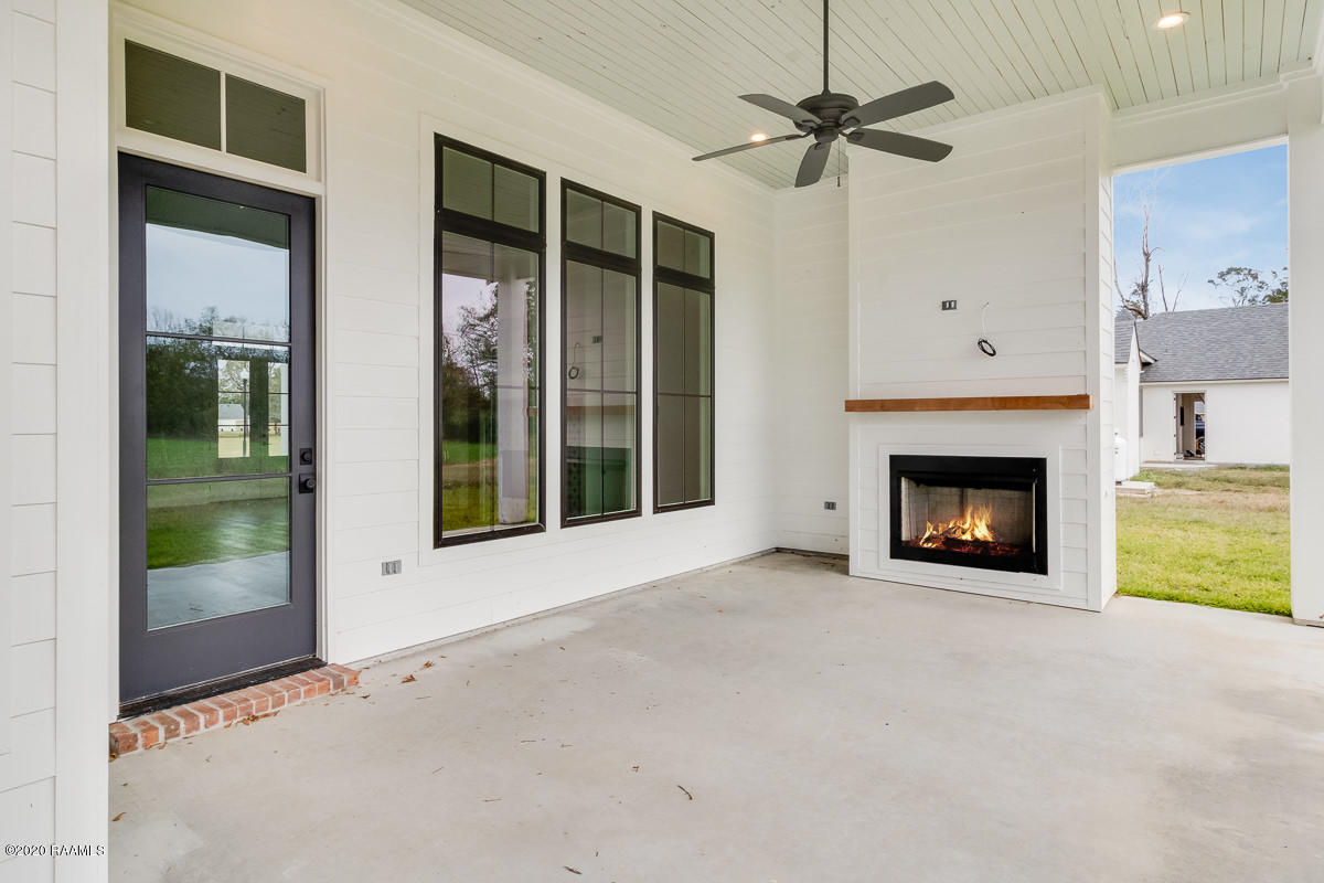 204 Ridgecroft Drive Carencro, LA 70520 - Photo 25 of 29 204 Ridgecroft-6