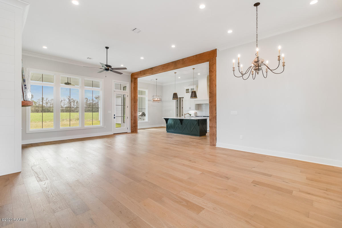 204 Ridgecroft Drive Carencro, LA 70520 - Photo 9 of 29 204 Ridgecroft-12