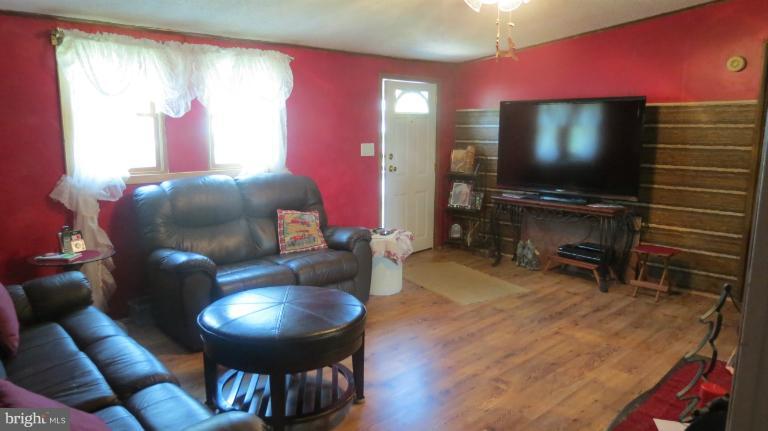 2308 Castleton Road Darlington, MD 21034 - Photo 1 of 14 Family Room