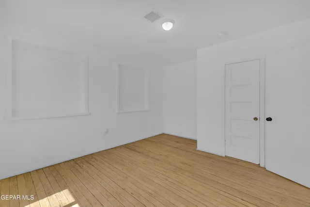 a view of empty room