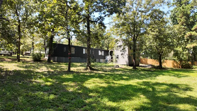 $1,300 | 251 Oakdale Drive, Huntsville, TX 77320