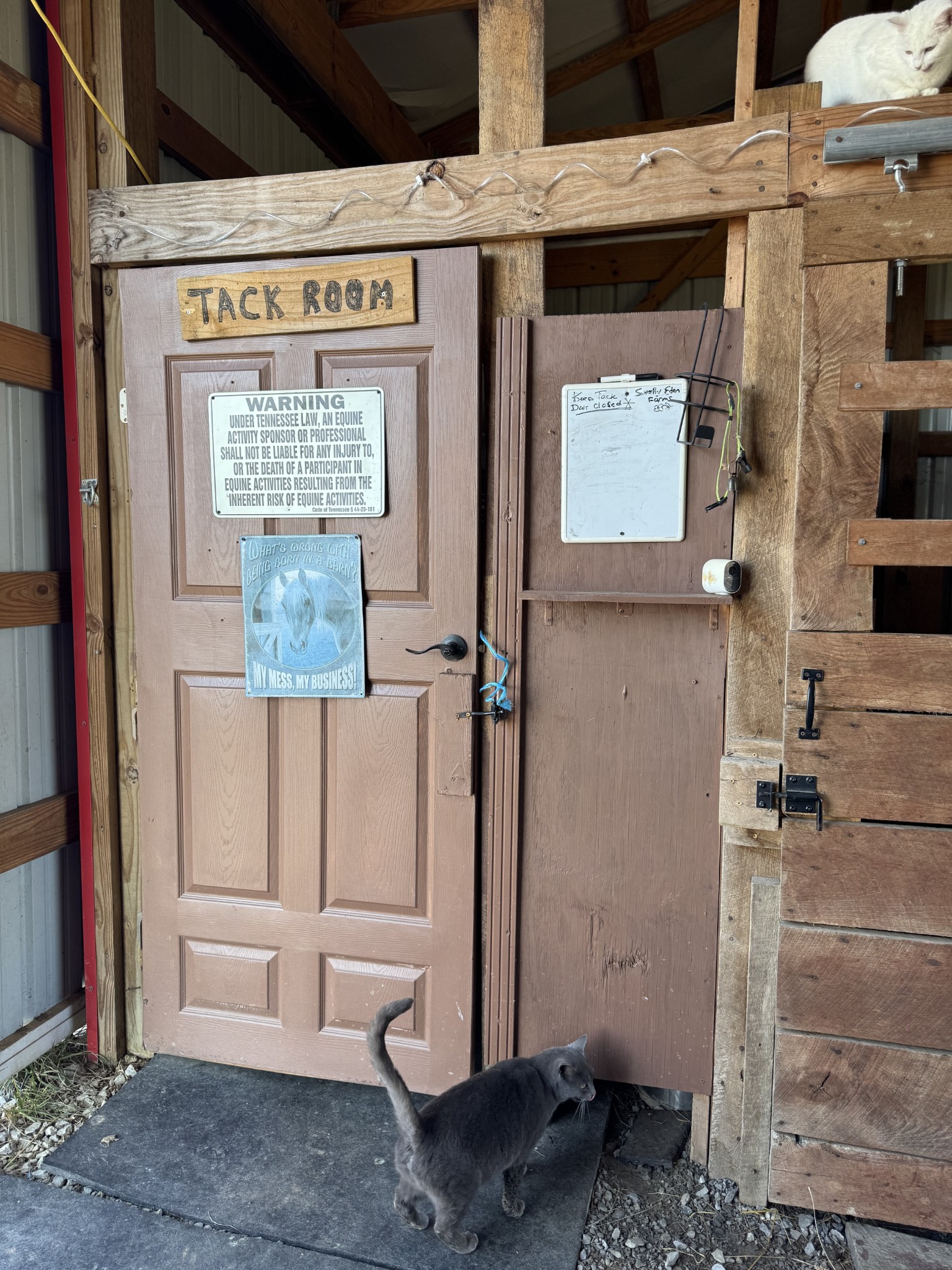 11250 Shelbyville Road Morrison, TN 37357 - Photo 16 of 33 a view of a door of the house
