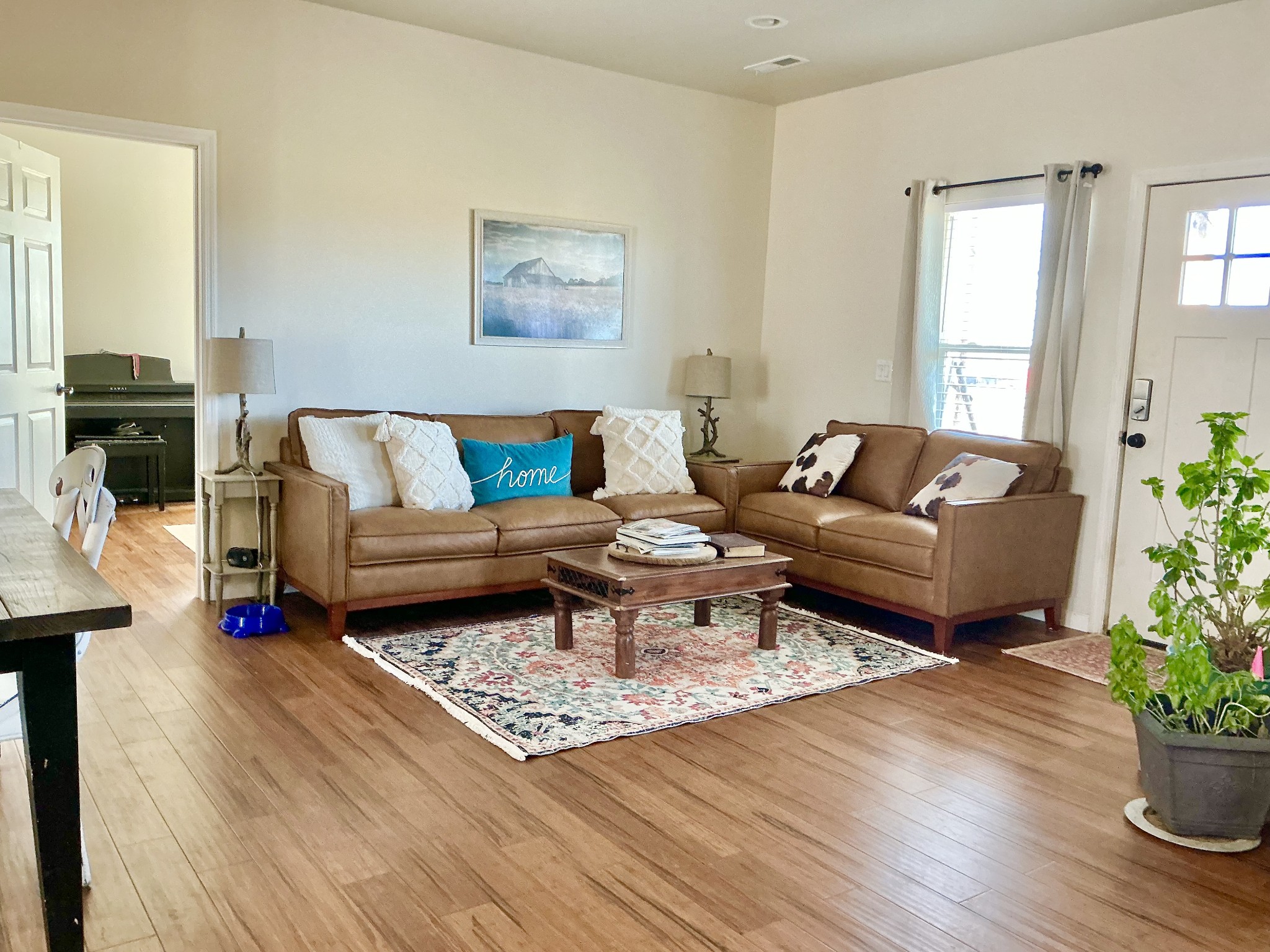 11250 Shelbyville Road Morrison, TN 37357 - Photo 24 of 33 a living room with furniture a rug and a potted plant