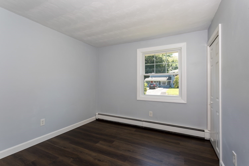 12 Terri Road Framingham, MA 01701 - Photo 24 of 42 Gallery Image 24