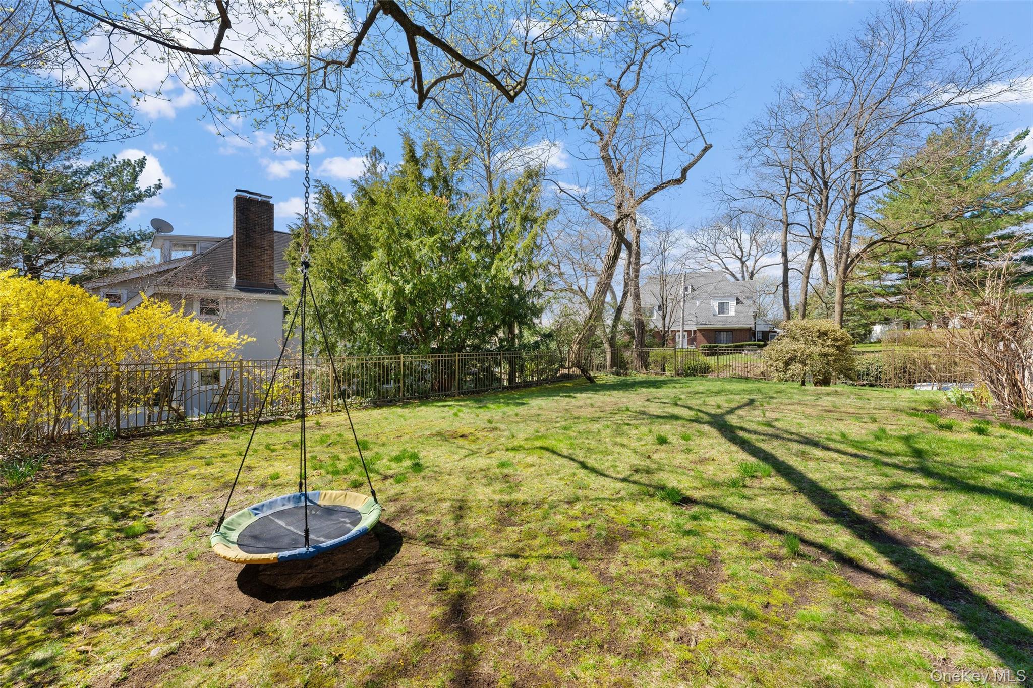 25 Merriam Avenue Bronxville, NY 10708 - Photo 20 of 26 a view of a fountain in the yard