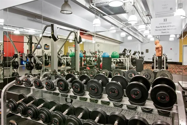 $1,800 | 101 South Eola Drive, Unit 1007, Orlando, FL 32801