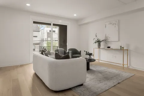 $599,900 | 915 Cheatham Place, Nashville, TN 37208