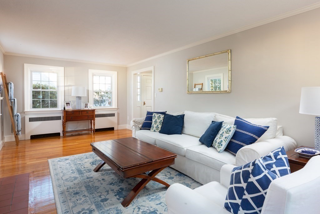 54 Rustlewood Road Milton, MA 02186 - Photo 5 of 23 Gallery Image 5