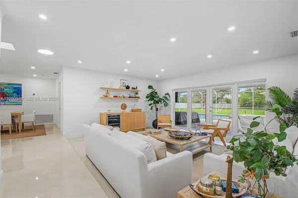 $12,000 | 7230 Southwest 104th Street, Pinecrest, FL 33156