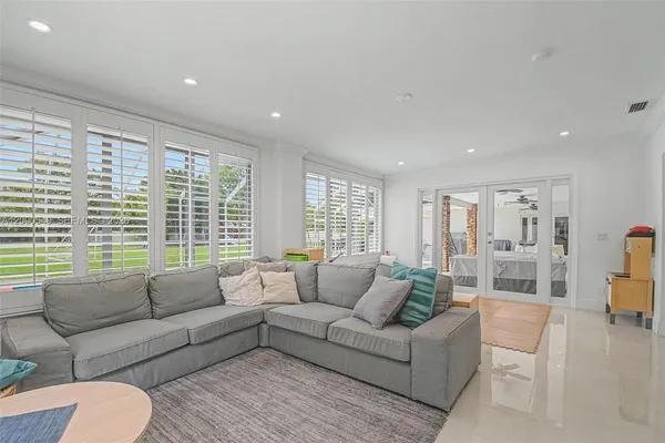 $12,000 | 7230 Southwest 104th Street, Pinecrest, FL 33156