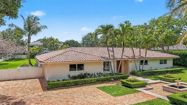 $12,000 | 7230 Southwest 104th Street, Pinecrest, FL 33156